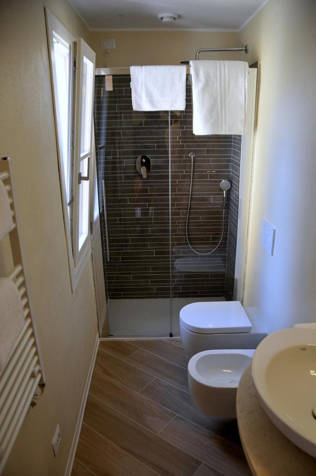 La Corte Fiorita Como Room photo