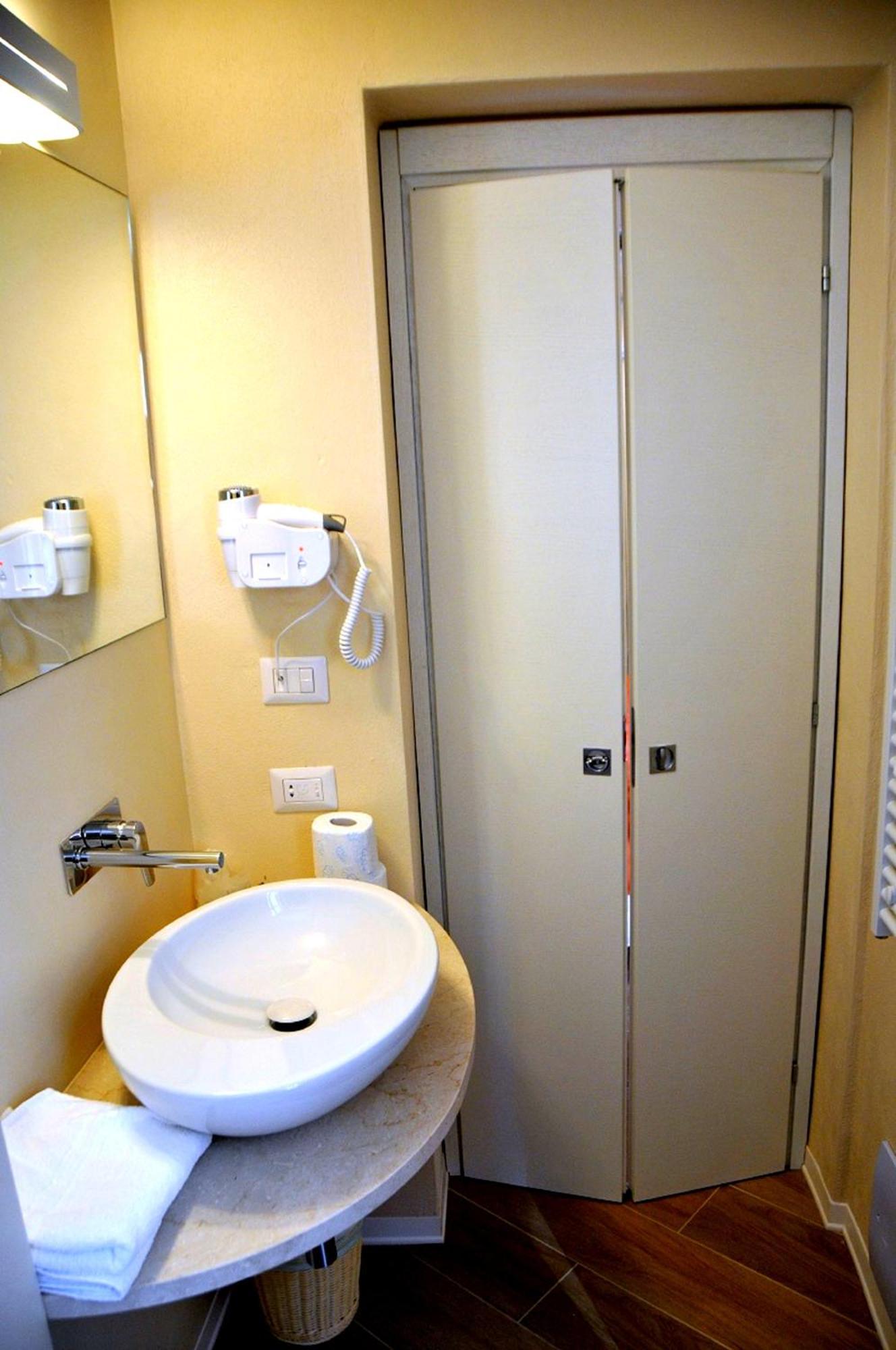 La Corte Fiorita Como Room photo